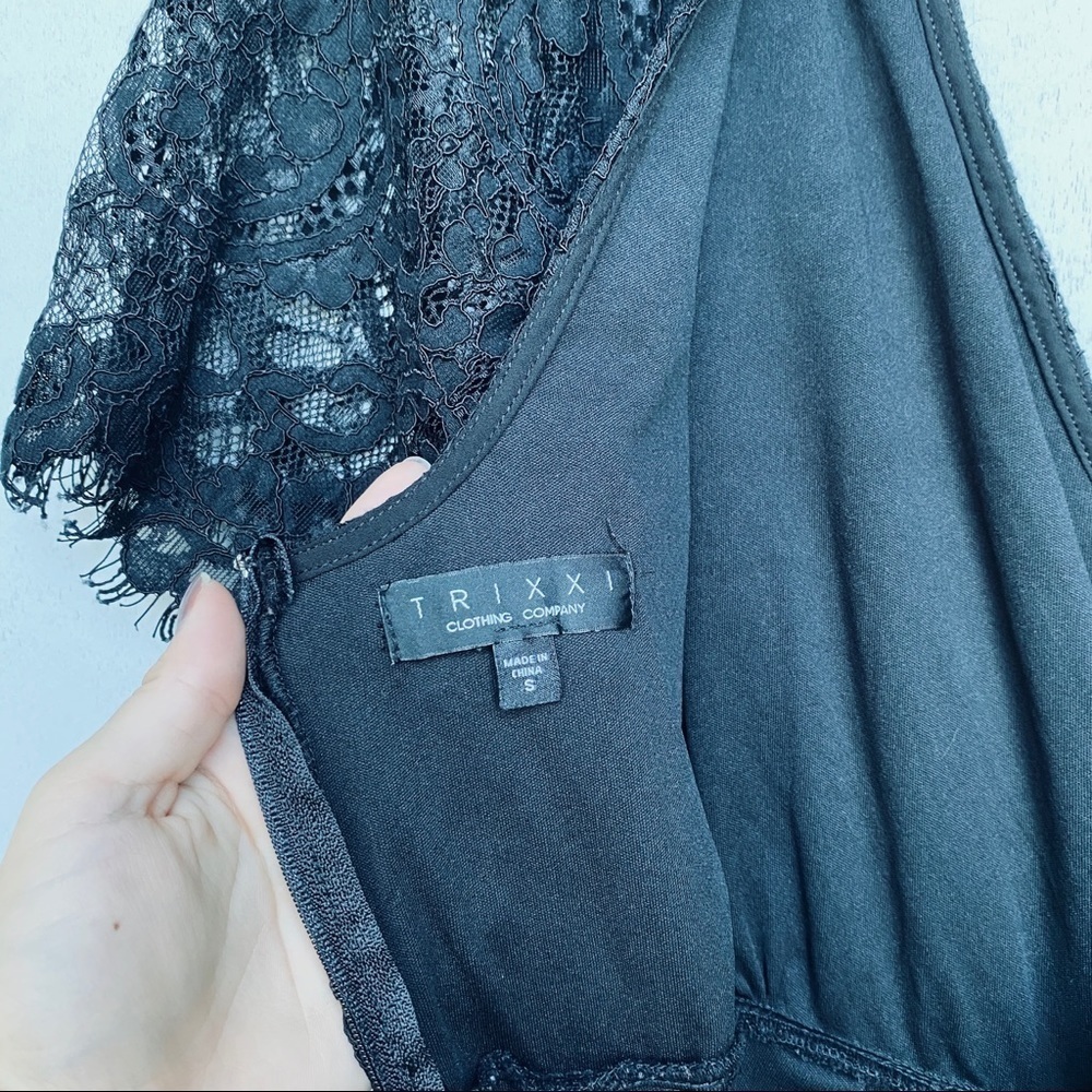 Trixxi Black Lace Short Sleeve Romper Jumpsuit - Picture 5 of 5